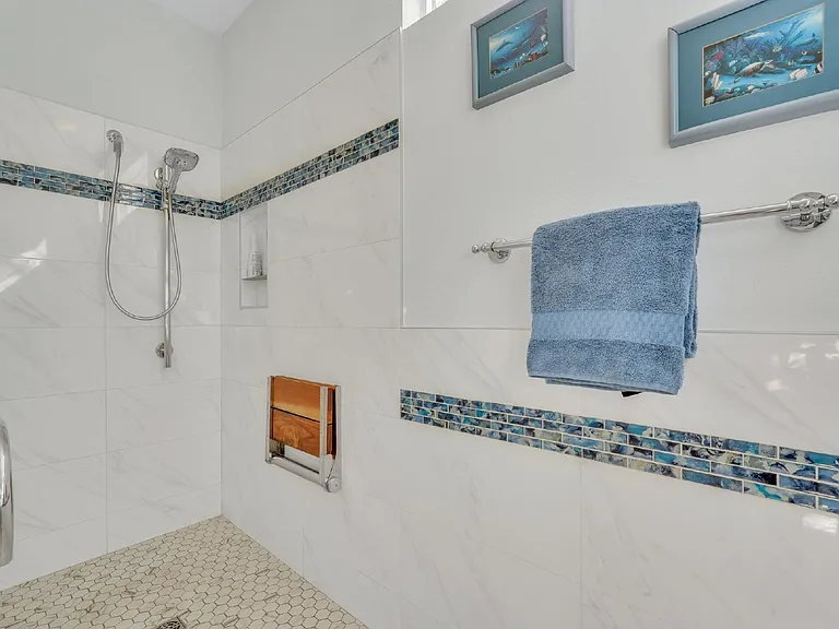 49 Penny Creek Dr — Photo 42