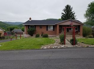 1445 Ludwick St, Keyser, WV 26726