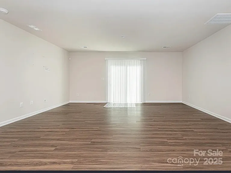 13236 Hampton Way Dr — Photo 2