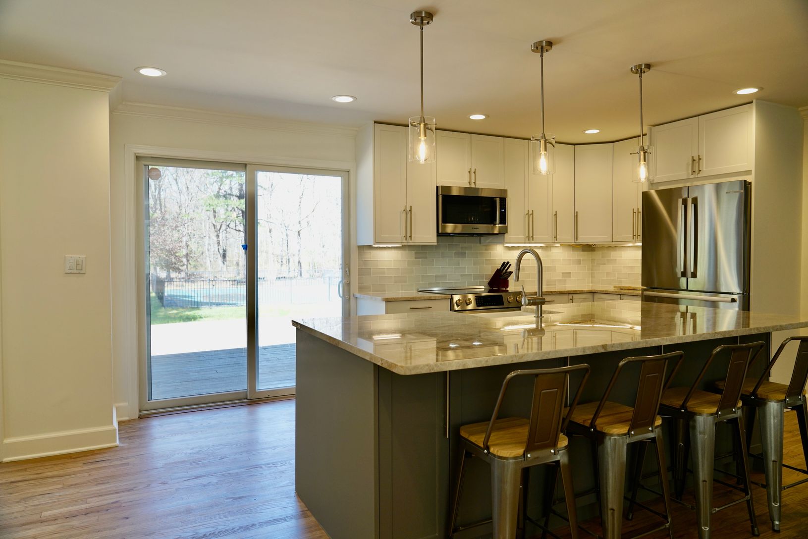  Open Plan all newly redone