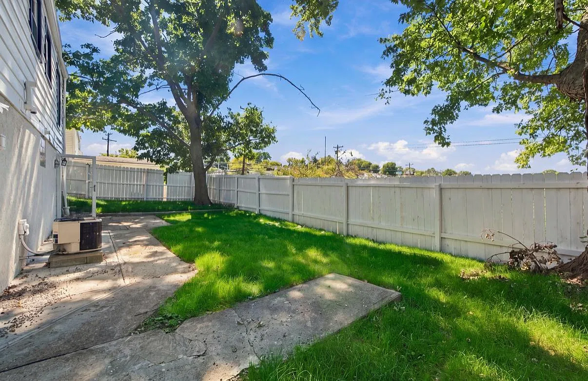 1808 Worton Blvd — Photo 4