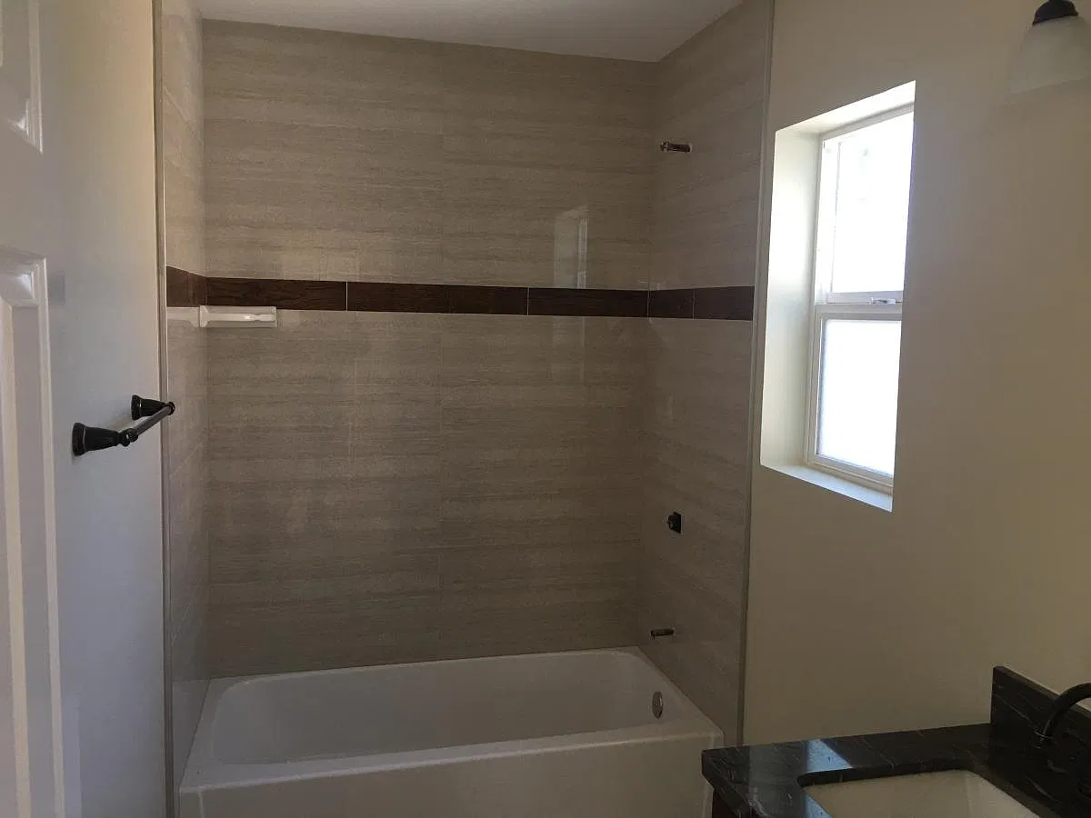 4 bed, 1650 sqft, $4,000 — Photo 2