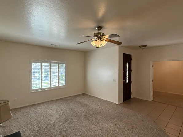 142 W Reese Ave, Visalia, CA 93277