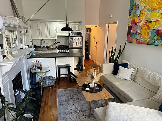 Living room, photo 8