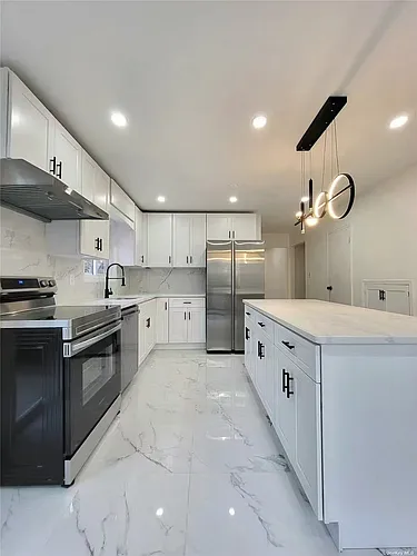 3 Wellington Dr Photo 1