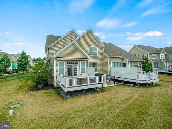 3rd image of 43 Iron Hill Way