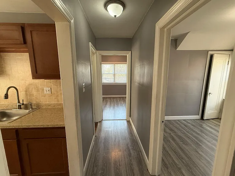 4913 Schlaff St #4915 — Photo 13