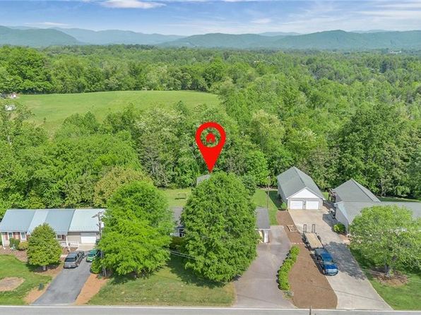 909 Oak Grove Church Rd, Millers Creek, NC 28651