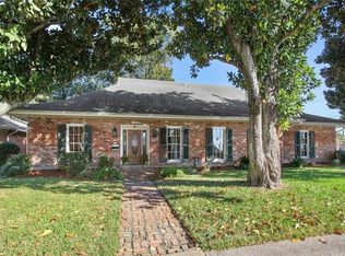 3601 Ridgeway Dr, Metairie, LA 70002