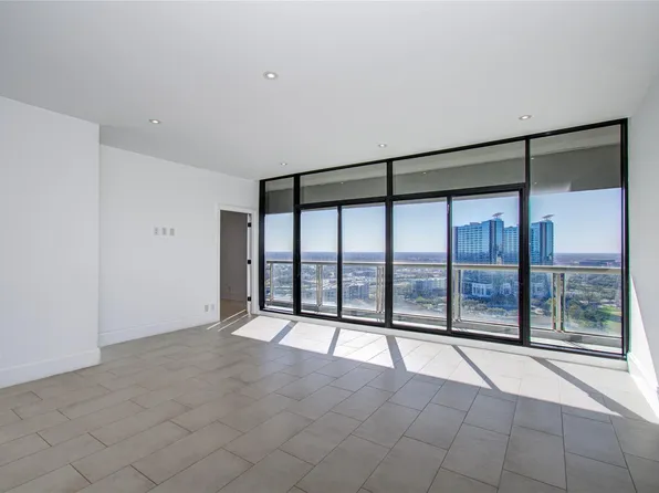 1701 Hermann Dr #20D, Houston, TX 77004