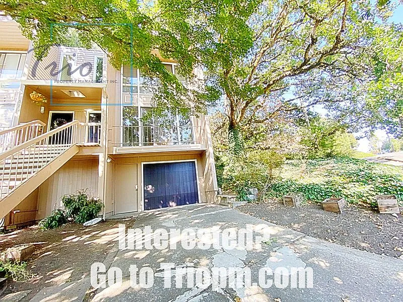 511 W 27th Ave photo 1