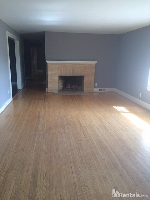 2nd image of 11227 Eastfield Rd