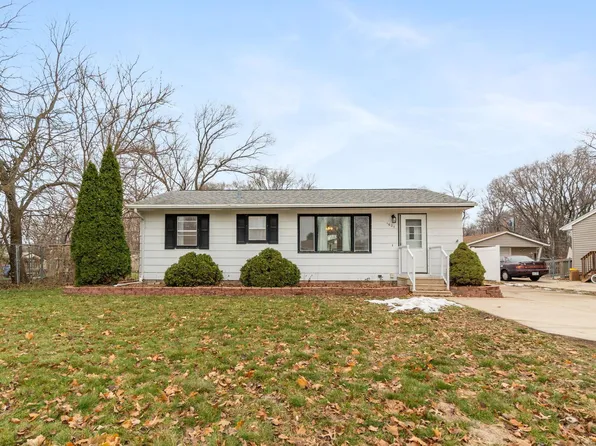 1627 Longfellow Ave, Waterloo, IA 50703
