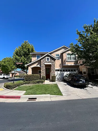 4550 Parkvale Ct Photo 1