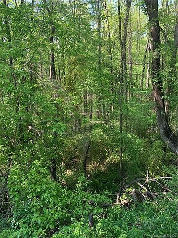 2nd image of 1850 Ogden Rd