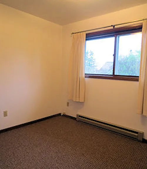 300 Ashland St #3 — Photo 5