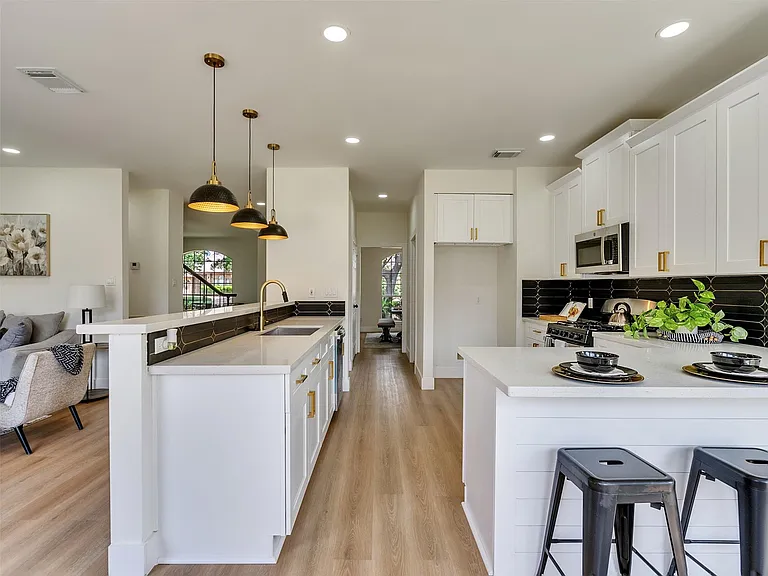 246 Cedar Elm Ln — Photo 19