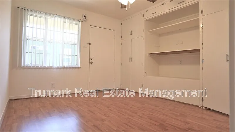 Studio, 1.0 bath, 450 sqft, $1,450 — Photo 4