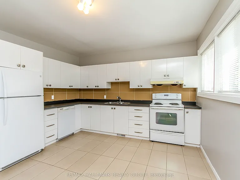 448 Pleasant Park Rd — Photo 13