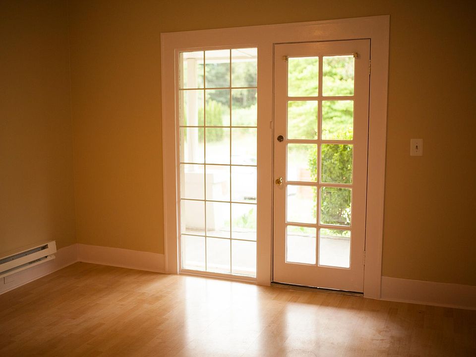 1st image of 8203 Park Ave SE #2