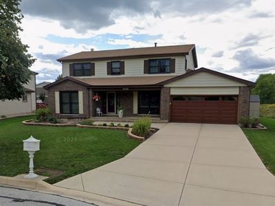 (Undisclosed Address), Downers Grove, IL, 60516