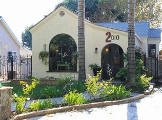 2010 W Kenneth Rd, Glendale, CA 91201