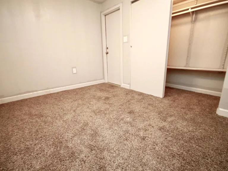 2801 W Logan Blvd #G — Photo 26