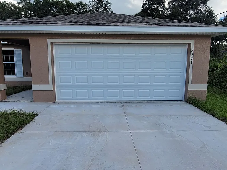 5391 NW 55th Ct — Photo 4
