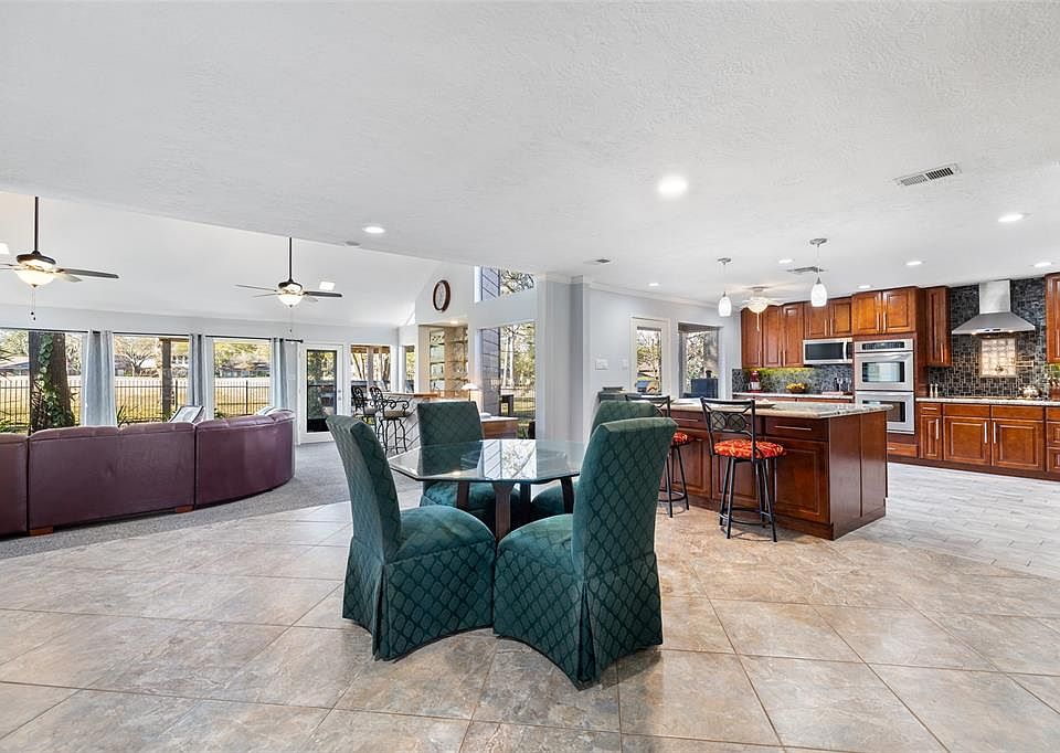 1st image of 20419 Atascocita Shores Dr