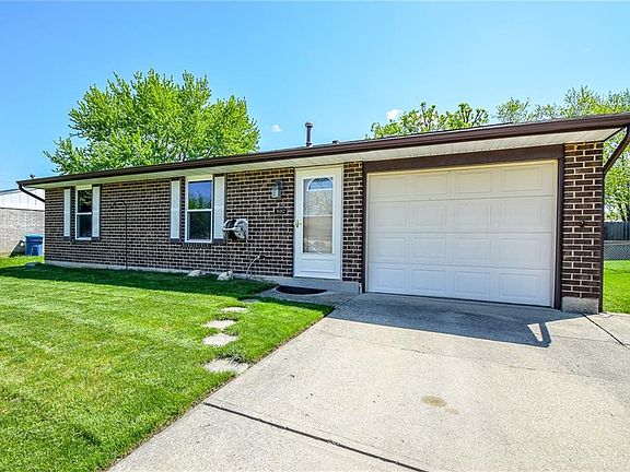 5th image of 8482 Schoolgate Dr