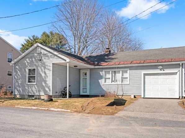 2 Banks Lane, Biddeford, ME 04005