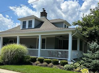 36 Waterman Ave, Rumson, NJ 07760