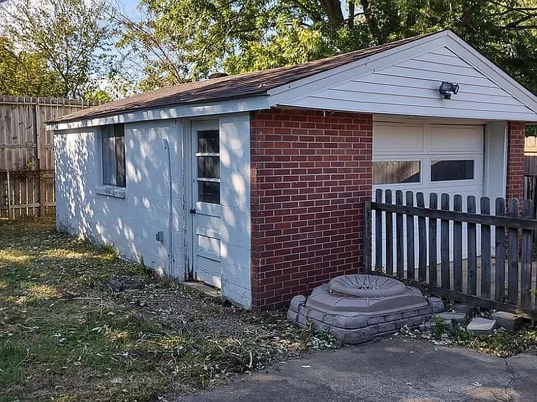 3318 Moulton Ln — Photo 13