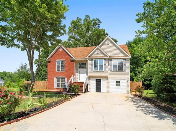 5896 Amerson Ln, Ellenwood, GA 30294