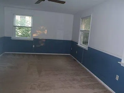 121 Henning Dr — Photo 14