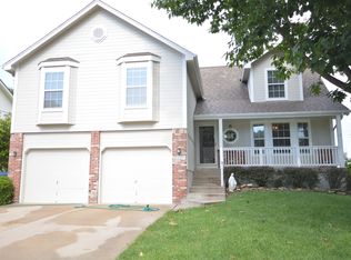 3325 S Sioux Ct, Independence, MO 64057