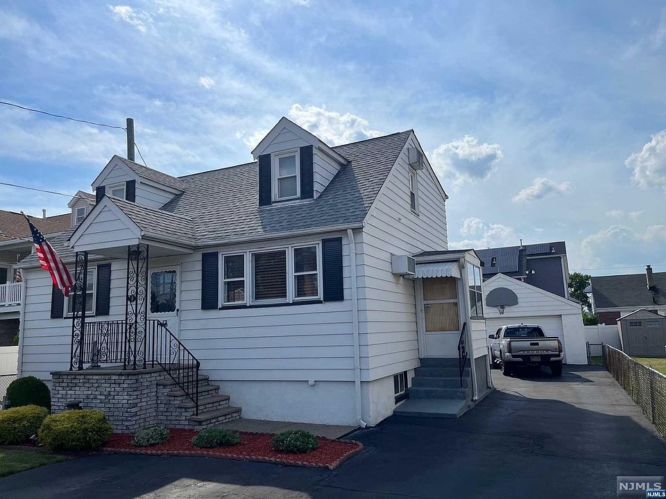 1st image of 75 Schuyler Ave