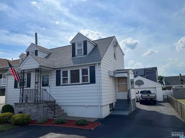 75 Schuyler Ave, North Arlington, NJ 07031