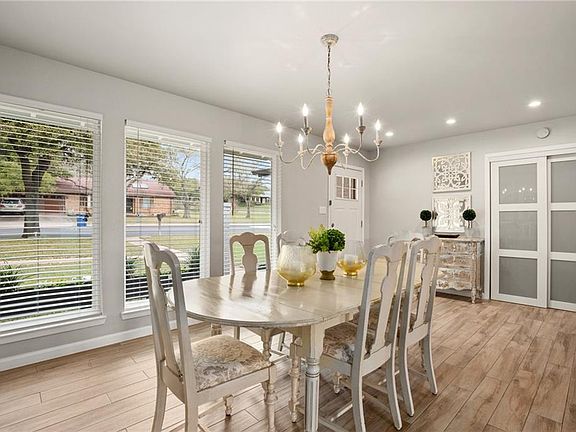 3rd image of 7207 Scenic Brook Dr