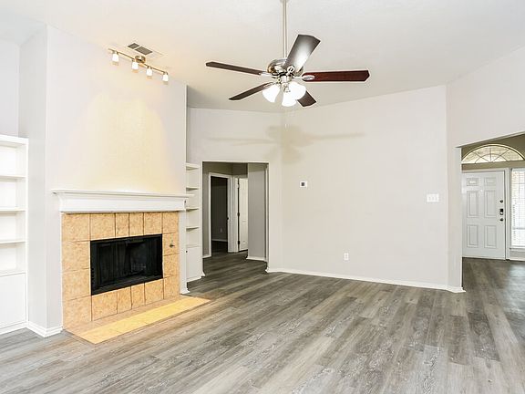 5th image of 2716 Wild Grove Ln
