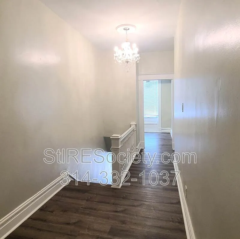 2 bed, 1.0 bath, 1173 sqft, $1,250 — Photo 1