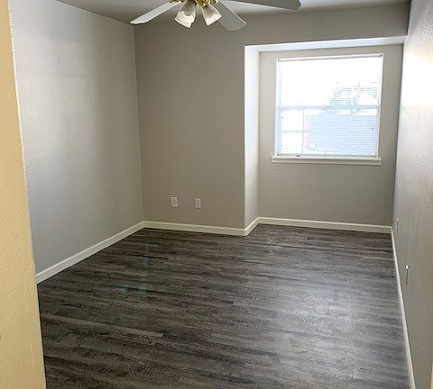 4th image of 1201 W Larson St
