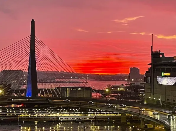 6 Whittier Pl APT 12D, Boston, MA 02114