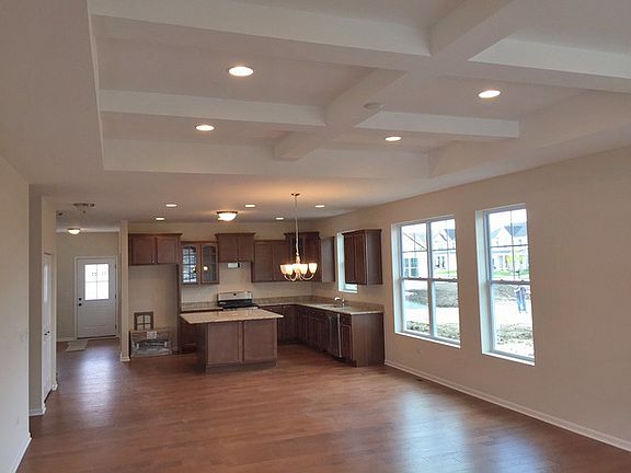 4th image of 25724 W Roundstone Ave