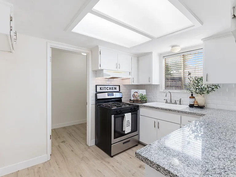 4779 N Cedar Ave #105 — Photo 6