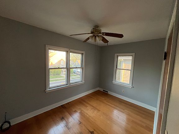 5th image of 1123 Oakland Ave