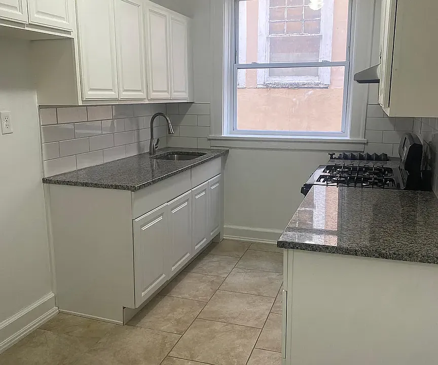 202 Brookdale Ave #34C