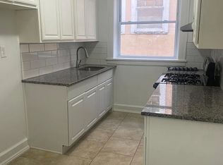 202 Brookdale Ave #22C, Newark, NJ 07106