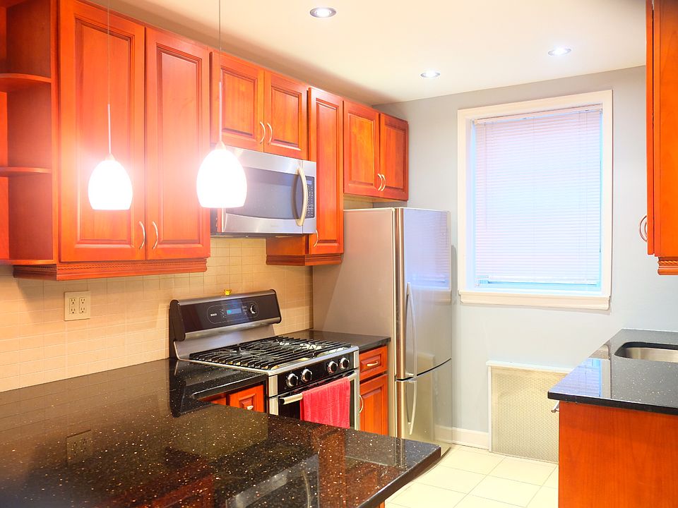 1st image of 10255 67th Dr APT 4G
