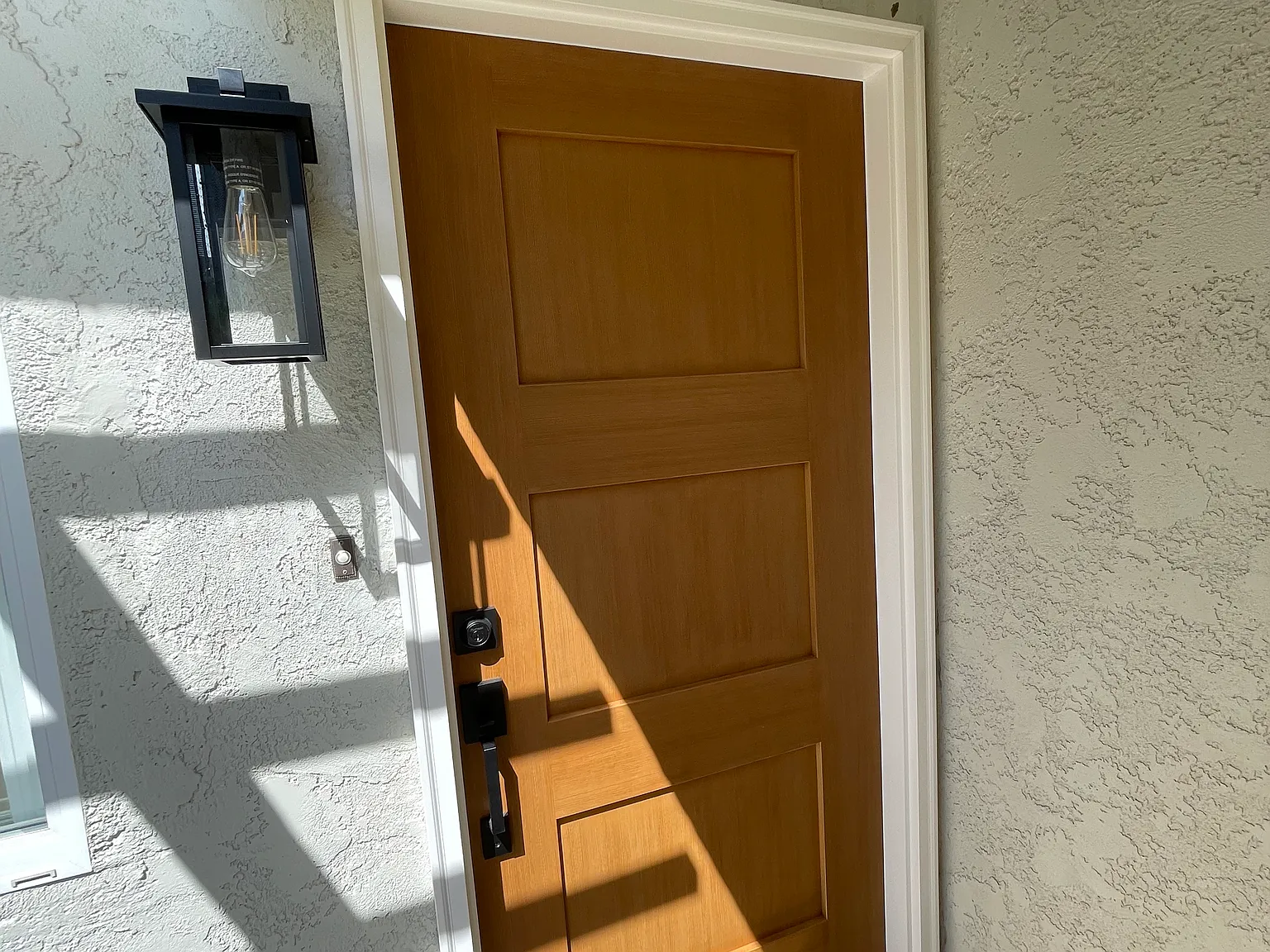 2 bed, 2.5 bath, 1148 sqft, $4,550 — Photo 2
